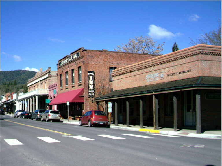 main street in jacksonville oregon